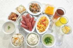 ジュニアサマー　セブ　朝食例