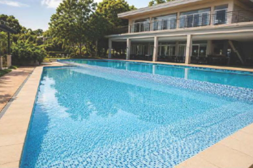 セブ市内3.5星ホテルONE TECTONA HOTEL滞在