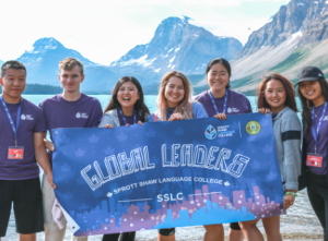 夏休みの短期留学　カナダでグローバルリーダープログラム