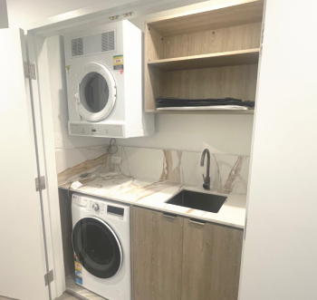 シドニー　女性専用シェアハウス 共有設備　ランドリー