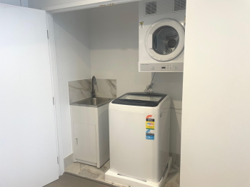 シドニー　女性専用シェアハウス 共有設備　ランドリー