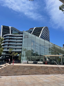 シドニー女性専用シェアルーム　Green Square図書館