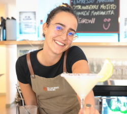 オーストラリアで短期間で資格取得　バー資格